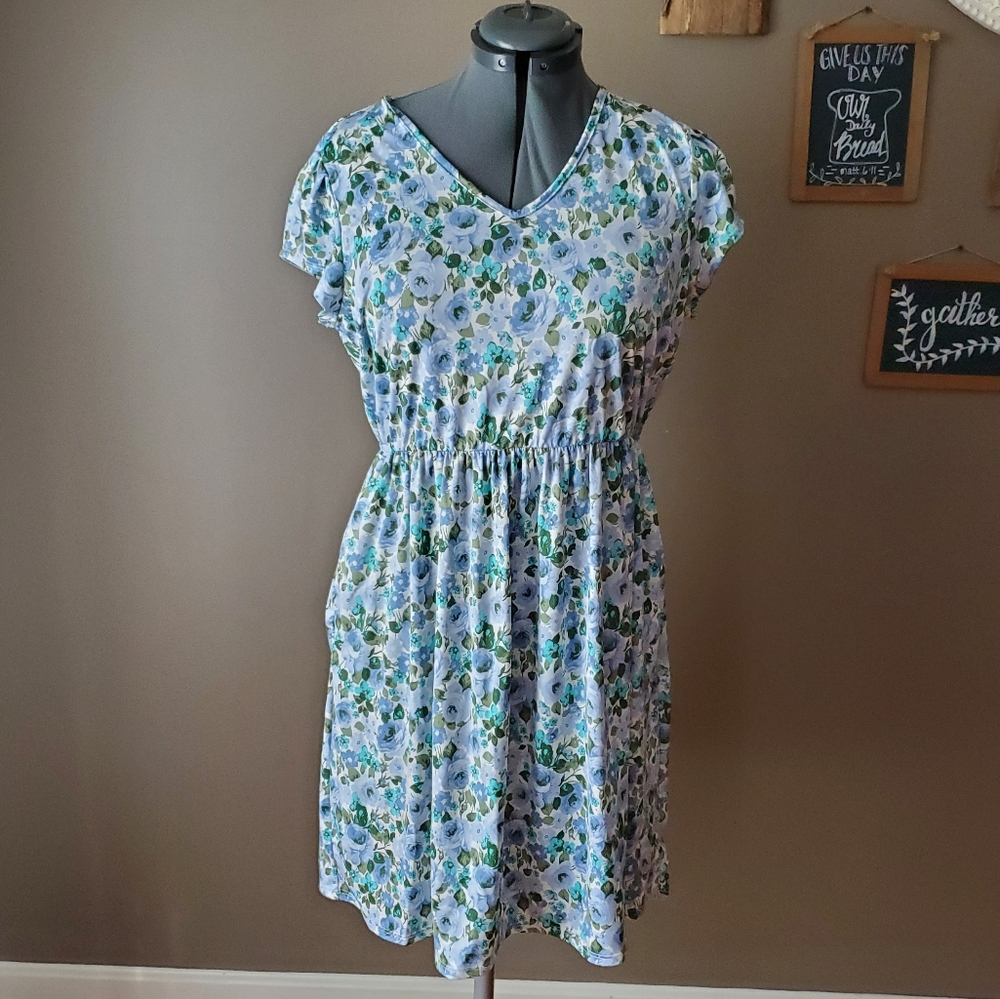 Honey & Lace Short Sleeve Dress